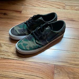 Nike SB Janoski Size 9.5